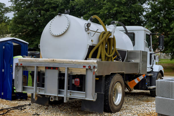 Best Construction site porta potty rental  in East Grand Rapids, MI